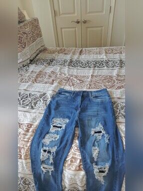 Blue Distressed Women’s Jeans